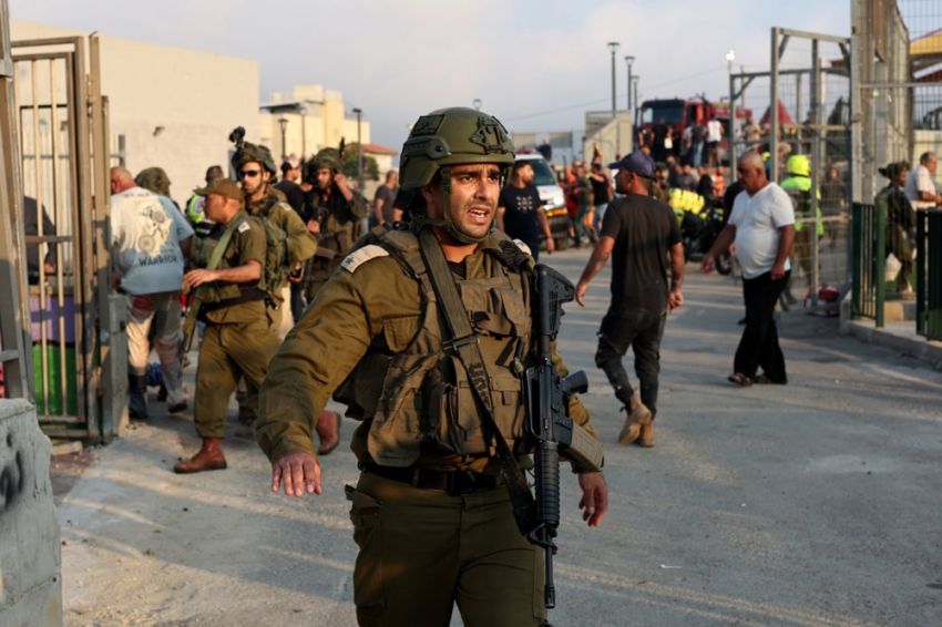 Apakah Serangan Roket ke Lapangan Sepak Bola Israel Hanya Kecelakaan atau Skenario Matang?