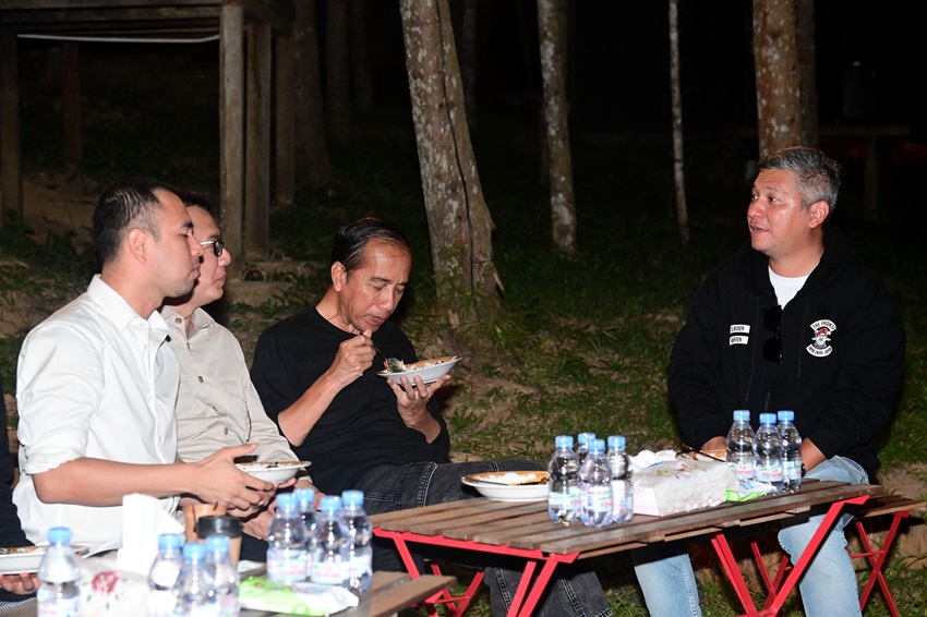 Jokowi Ajak Artis dan Influencer ke IKN, Makan Malamnya Sushi hingga Burger