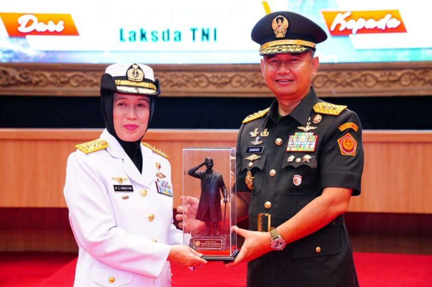 Sertijab Rampung, Jenderal Srikandi TNI AU Ini Resmi Jabat Kapuspi