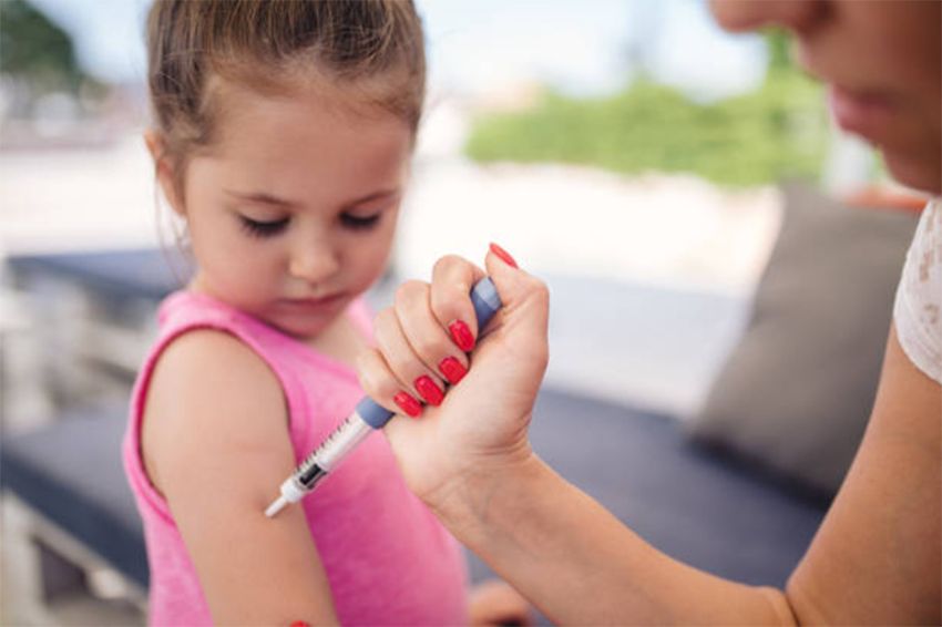 Apakah Anak Penderita Diabetes Tipe 1 Harus Suntik Insulin Seumur Hidup?