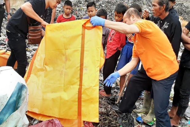 Tega! Bayi Dibuang, Jasadnya Ditemukan di Aliran Kali Cempaka Putih