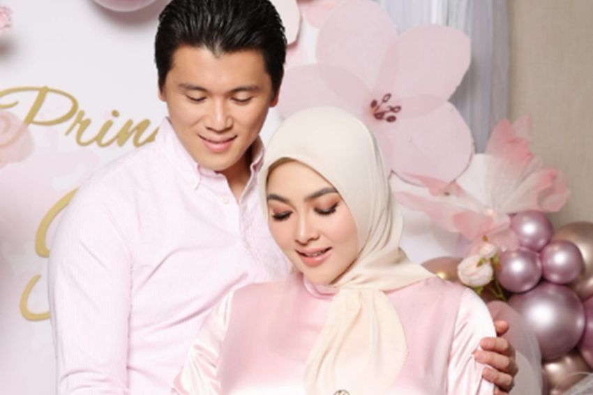 Syahrini Melahirkan Anak Pertama Berjenis Kelamin Perempuan Tepat di Hari Ulang Tahun