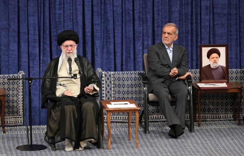 Khamenei Perintahkan Iran Serang Israel, Balas Dendam Pembunuhan Ismail Haniyeh