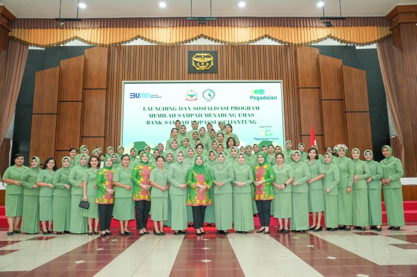 Bersama Persit KCK PCBS Kopassus, Pegadaian Luncurkan Program Bank Sampah