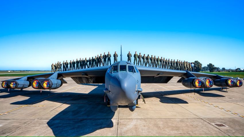 B-52H Stratofortress: 8 Hal Menarik Tentang 'Si Raksasa' Pembom Legendaris!