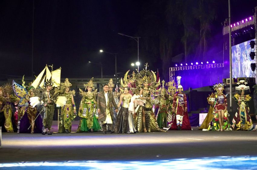 Jember Fashion Carnaval 2024, 22 Artwear Produk UMKM Pupuk Indonesia Grup Ikut Tampil