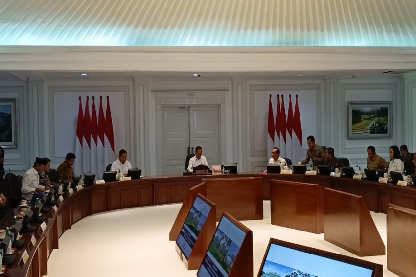 Gelar Ratas RAPBN 2025, Jokowi Harap Semua Program Presiden Terpilih Diakomodasi