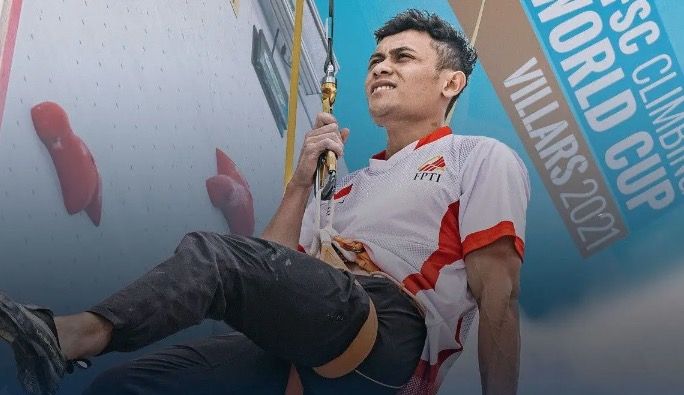 Atlet Panjat Tebing Indonesia Veddriq Leonardo Pecahkan Rekor Dunia di Olimpiade Paris 2024!