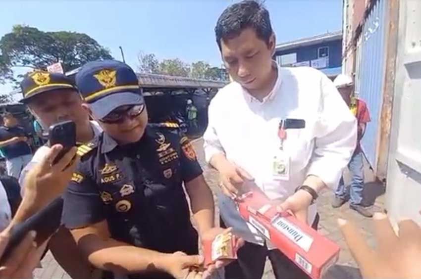 Penyelundupan 16 Kontainer Rokok Ilegal Asal Uni Emirat Arab Digagalkan Bea Cukai