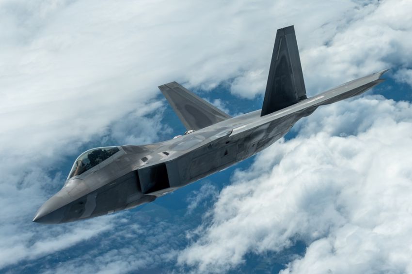 Kecanggihan Raptor F-22, Pesawat Siluman yang Bisa Capai Kecepatan 2.414 Km per Jam