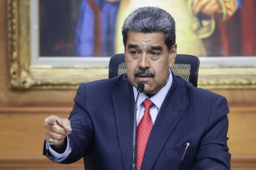 Presiden Venezuela Nicolas Maduro: WhatsApp Pergilah ke Neraka!