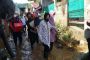 Blusukan ke Lokasi Bencana di Kota Jayapura, Mensos Risma Berikan Sumbangan Rp1,3 Miliar