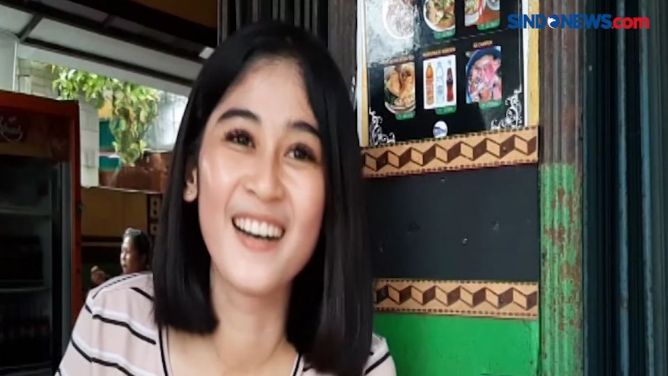 Video Pedagang Bakso Cantik Viral Di Medsos Netizen Heboh