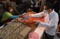 Mendag Inspeksi Ketersediaan Sembako di Pasar Kramat Jati