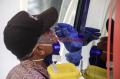 Warga Sidoarjo Jalani Swab Test di Mobil PCR