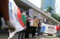 Aksi Aktivis Lingkungan Tolak Mega Proyek PLTU Jawa 9 dan 10