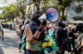 Aksi Aktivis Feminis Memprotes Kekerasan dan Ketimpangan Gender di Meksiko