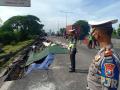 Jalan Tol Surabaya-Gempol KM 6 Ambles, Polisi Tutup Satu Lajur Arah Dupak Menuju Waru