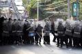 Kudeta Militer, Demonstran Bentrok dengan Polisi di Depan Kedutaan Myanmar di Thailand