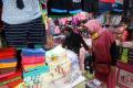 Pandemi Covid-19 Berkepanjangan, Pedagang Pasar Pondok Gede Keluhkan Turunnya Omset