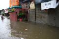 Permukiman Warga di Duren Tiga Pancoran Terendam Banjir Hampir 1 Meter