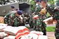 Kerahkan Truk Militer, TNI AL Berangkatkan Satgas Penanggulangan Banjir ke Situ Babakan Bekasi