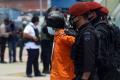 Dikawal Ketat Densus 88, 22 Teroris Jamaah Islamiyah Tiba di Bandara Soekarno-Hatta