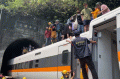 Kereta Anjlok di Terowongan Taiwan, 36 Orang Meninggal Dunia