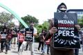 Aksi Tutup Mulut Jurnalis di Medan