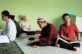 Mengintip Semangat Pelajar Tunanetra Tadarus Al Quran Braille