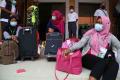 Gubernur Khofifah Tinjau Kondisi Pekerja Migran Indonesia di Asrama Haji Surabaya