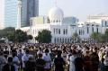 Sholat Ied di Masjid Al Azhar Terapkan Prokes 3M