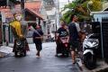 Geliat Pengamen Ondel-ondel Bertahan Hidup di Jakarta