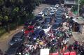 Bintaro Disekat, Antrean Kendaraan Mengular di Perbatasan Tangsel-DKI Jakarta