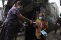 KSP-AICE Distribusikan Masker Medis ke Warga Kemayoran
