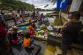 Wisata Pasar Terapung di Banjarmasin Kembali Dibuka