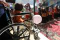 Lomba Makan Kerupuk Difabel Meriahkan Peringatan Hari Disabilitas Internasional