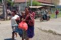 Peringatan Dini Tsunami di Maumere, Warga Berhamburan Mengungsi