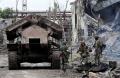 Kuasai Mariupol, Pasukan Pro-Rusia Mulai Bersihkan Ranjau di Pabrik Baja Azovstal