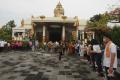 Persembahan Bhikkhu di Vihara Tanah Putih Semarang