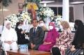 Presiden Jokowi dan Ibu Iriana Takziah ke Kediaman Almarhum Tjahjo Kumolo