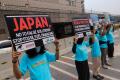 Walhi Gelar Aksi Protes di Kedubes Jepang