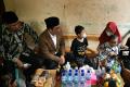 Ridwan Kamil Kunjungi Keluarga Korban Kecelakaan Truk Kont