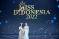 Potret Cantik Miss World 2021 Karolina Bielawska dan Miss Indonesia 2020 Pricilia Carla Yules