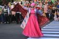 Parade Batik Khas Indramayu di Dermayon Fashion Street