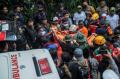 Diperkirakan 30 Korban Jiwa Masih Tertimbun Longsor di Desa Mangunkerta Cianjur