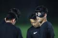 Pakai Topeng Wajah, Son Heung-min Siap Bela Korsel di Piala Dunia 2022 Qatar