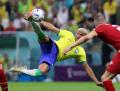 Aksi Tendangan Akrobatik Richarlison Gandakan Kemenangan Brasil atas Serbia