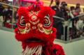Atraksi Barongsai Meriahkan Tahun Baru Imlek di Pusat Perbelanjaan