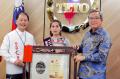 Pengungsi Afghanistan di Indonesia Raih Love of Lives Award